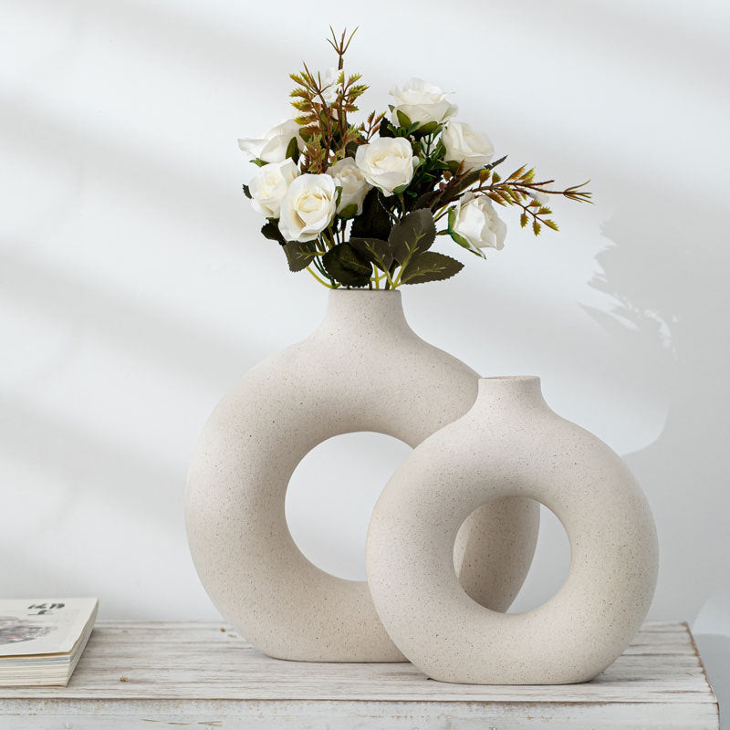 Modern Frosted Biscuit Vase – Stylish Flower Arranging Decor Piece